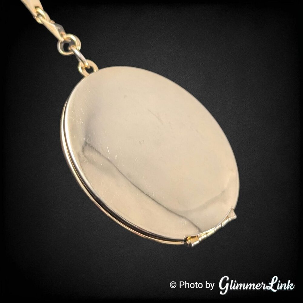 Vintage Gold Tone Engravable Locket Y Drop Necklace Long Locket Chain - Picture 4 of 16